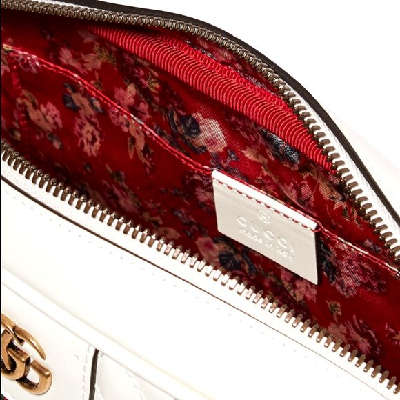 Gucci Small Quilted Shoulder Bag in White - Picture 3 of 5